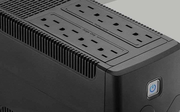 UPS con regulador automatico de 250w